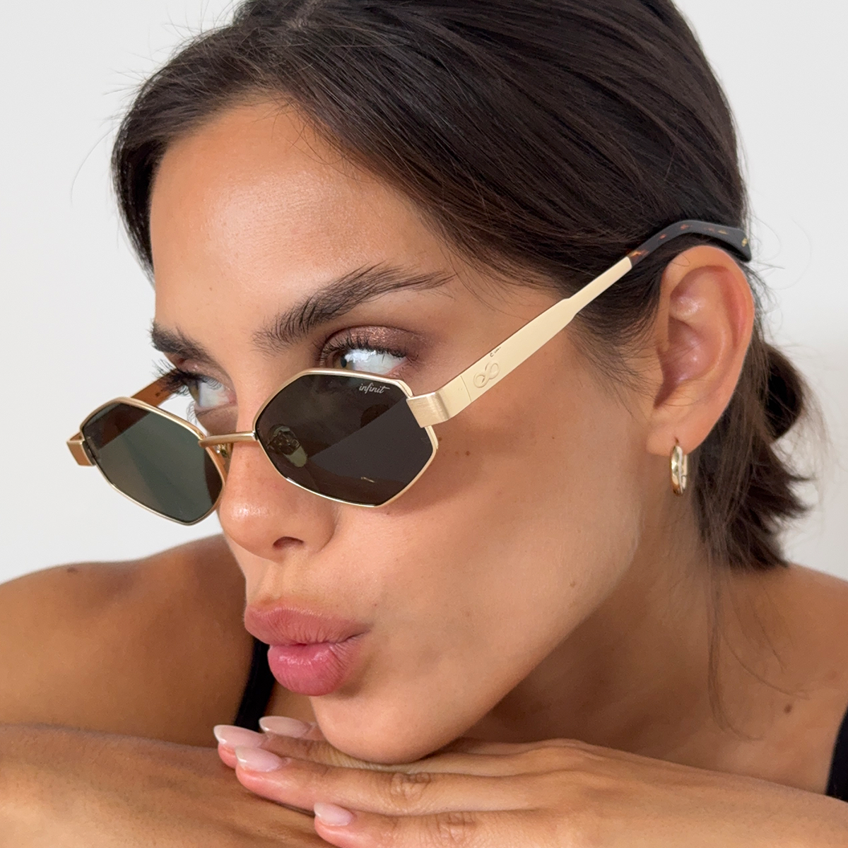 PREVENTA - Anteojos de Sol - Belice - Dorado - Lente Verde