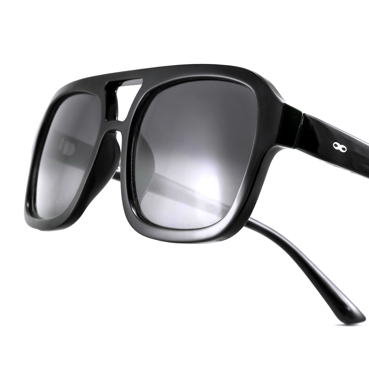 Anteojos de Sol - Corsa - Negro Brillo - Lente polarizada gris degrade