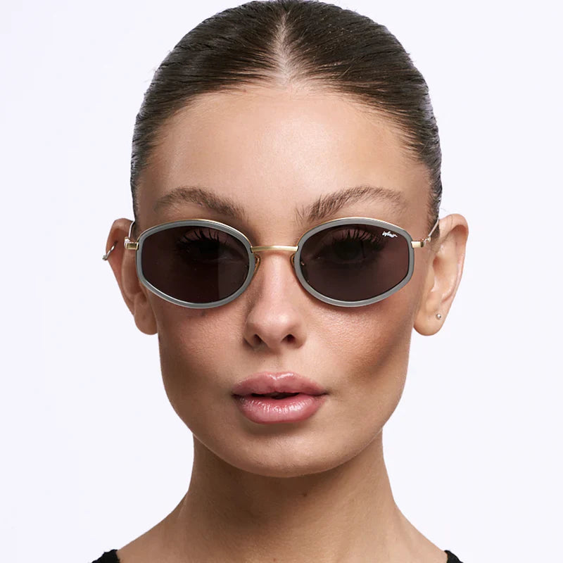 Anteojos de Sol - Kate - Gris Perlado - Lente Gris