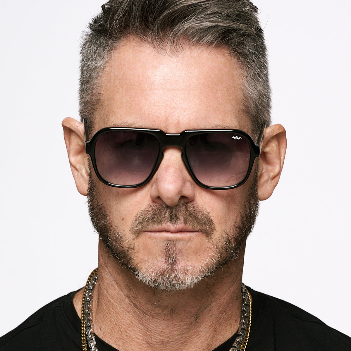 Anteojos de Sol - Burdeos Negro Brillo Lente Gris Degrade